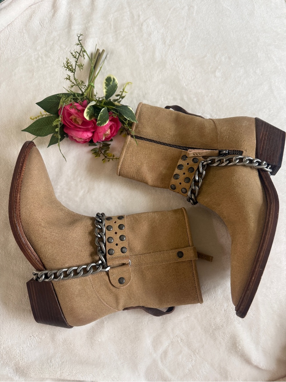 Free People Aiden Chain Boots Camel oiled suede - Picture 3 of 12
